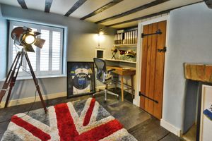 Photo 19- click for photo gallery